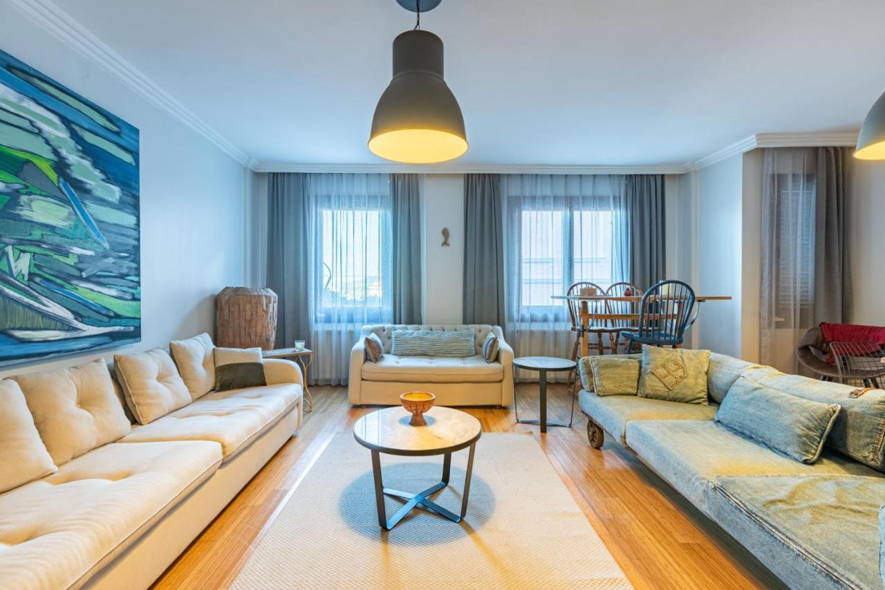 Delightful Flat With Bosphorus View In Kuzguncuk *