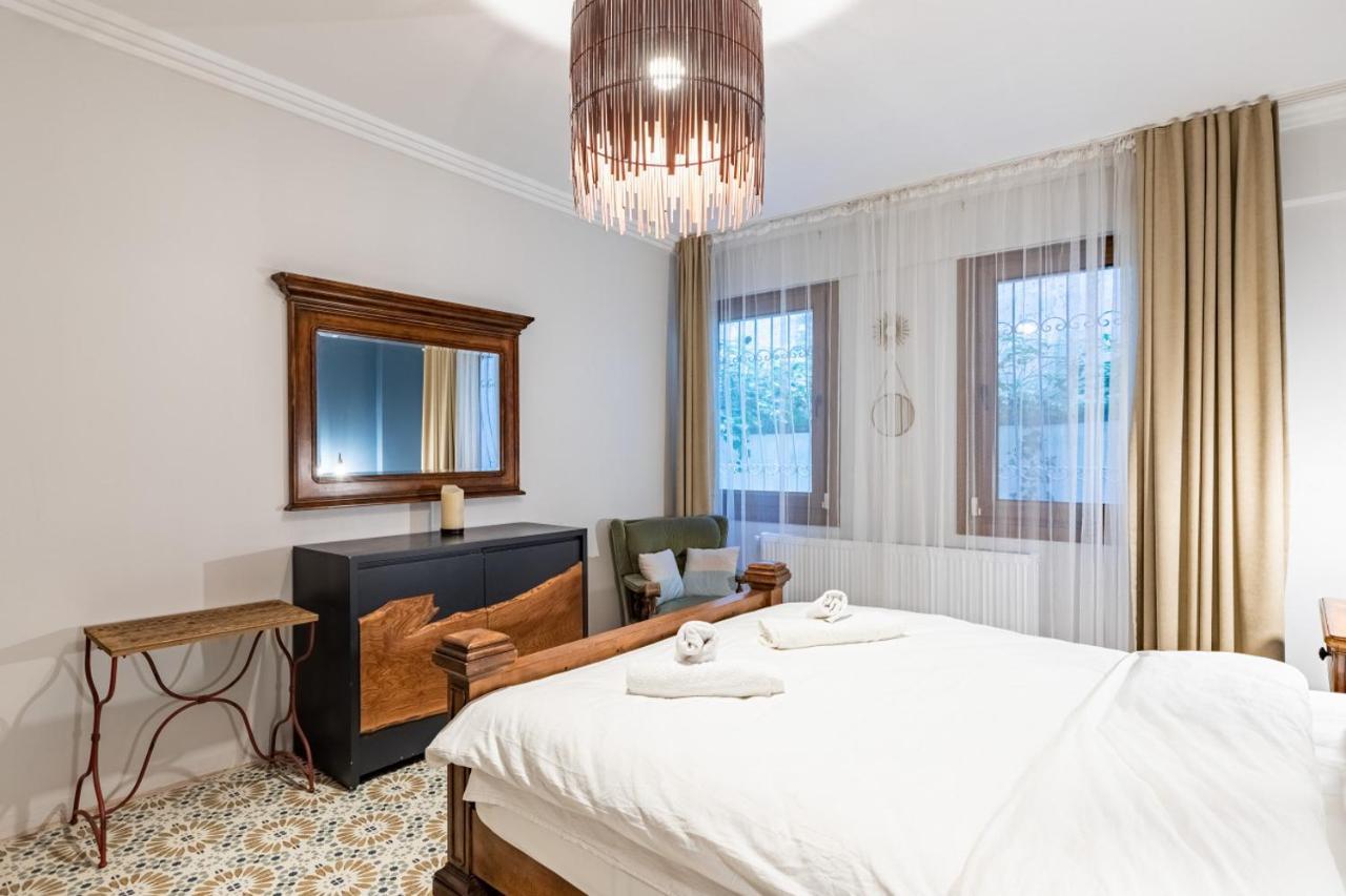 Apartment Delightful Flat With Bosphorus View In Kuzguncuk *